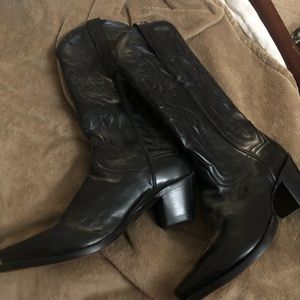 Women’s boots